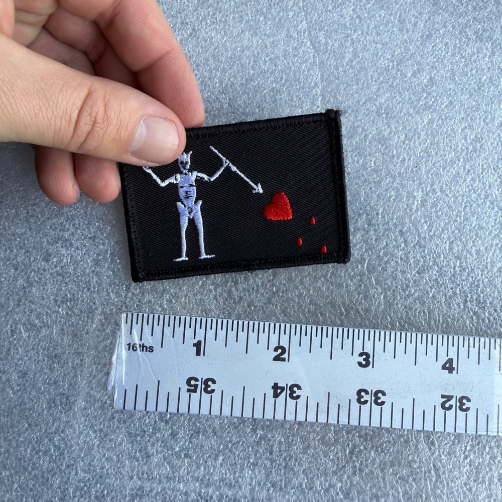 Black‎ Pirate Flag Patch Jolly Roger Skull Skeleton Heart Red Blood Iron On